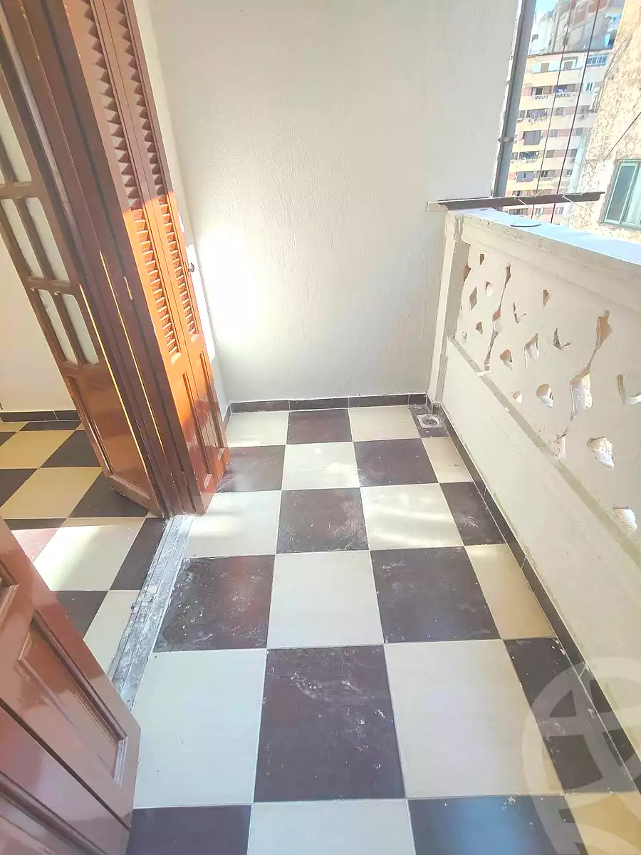 https://aqarmap.com.eg/ar/listing/6843858-for-sale-alexandria-sydy-bshr-sydy-bshr-bhry