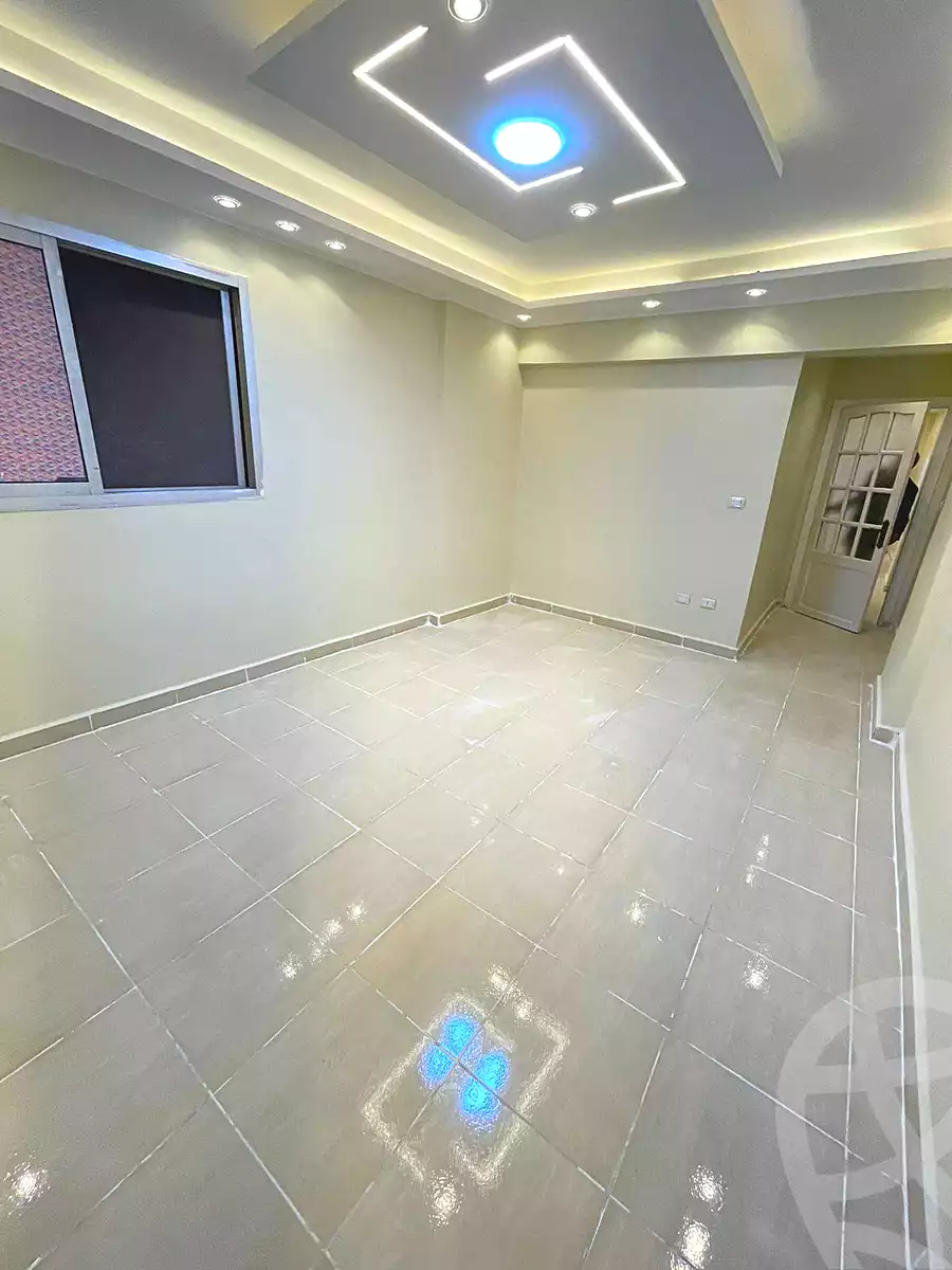 https://aqarmap.com.eg/ar/listing/6843974-for-sale-alexandria-sydy-bshr-sydy-bshr-bhry-gamal-abd-el-nasir-st
