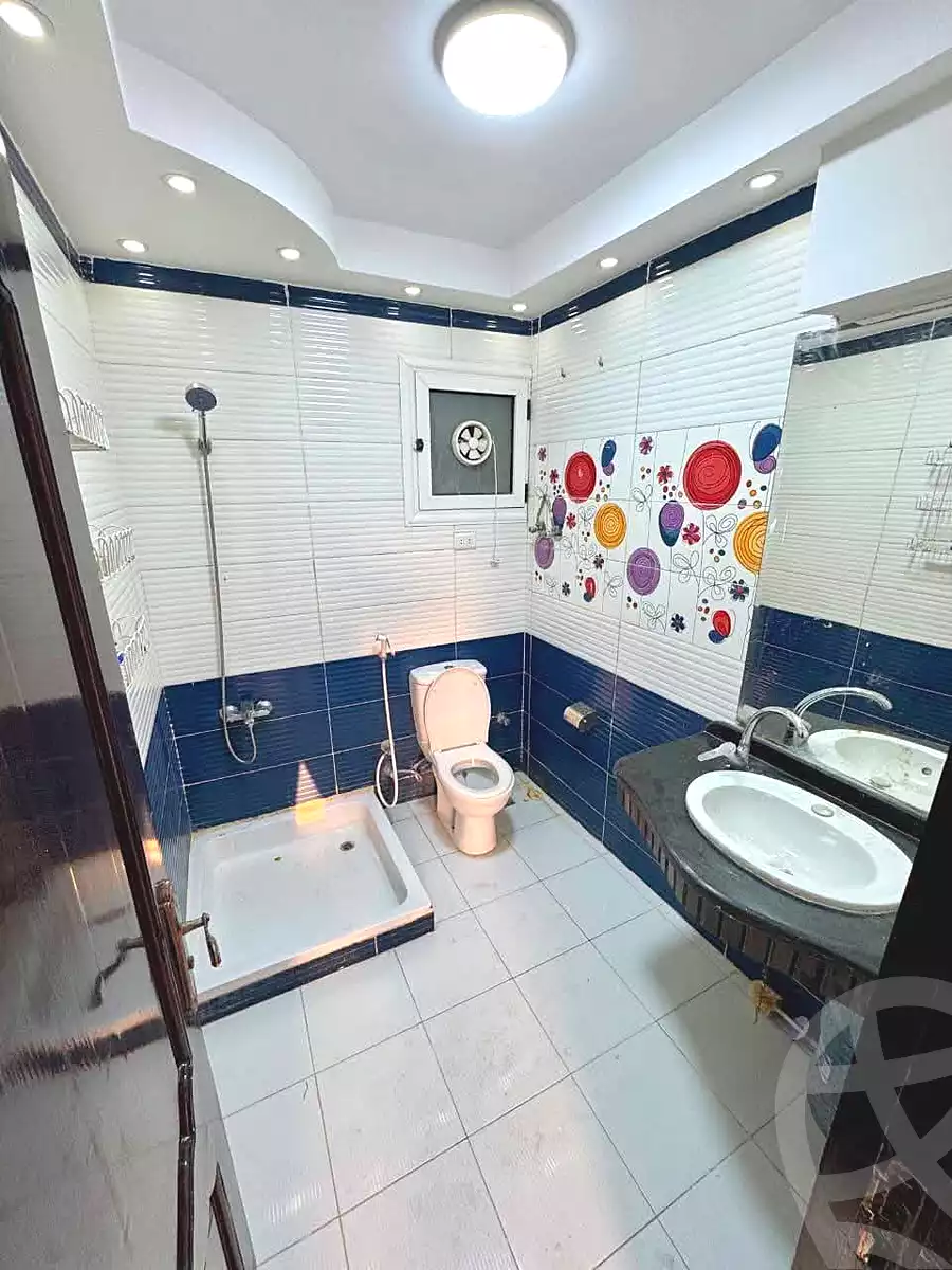 https://aqarmap.com.eg/ar/listing/6843993-for-sale-alexandria-sydy-bshr-sydy-bshr-bhry-gamal-abd-el-nasir-st