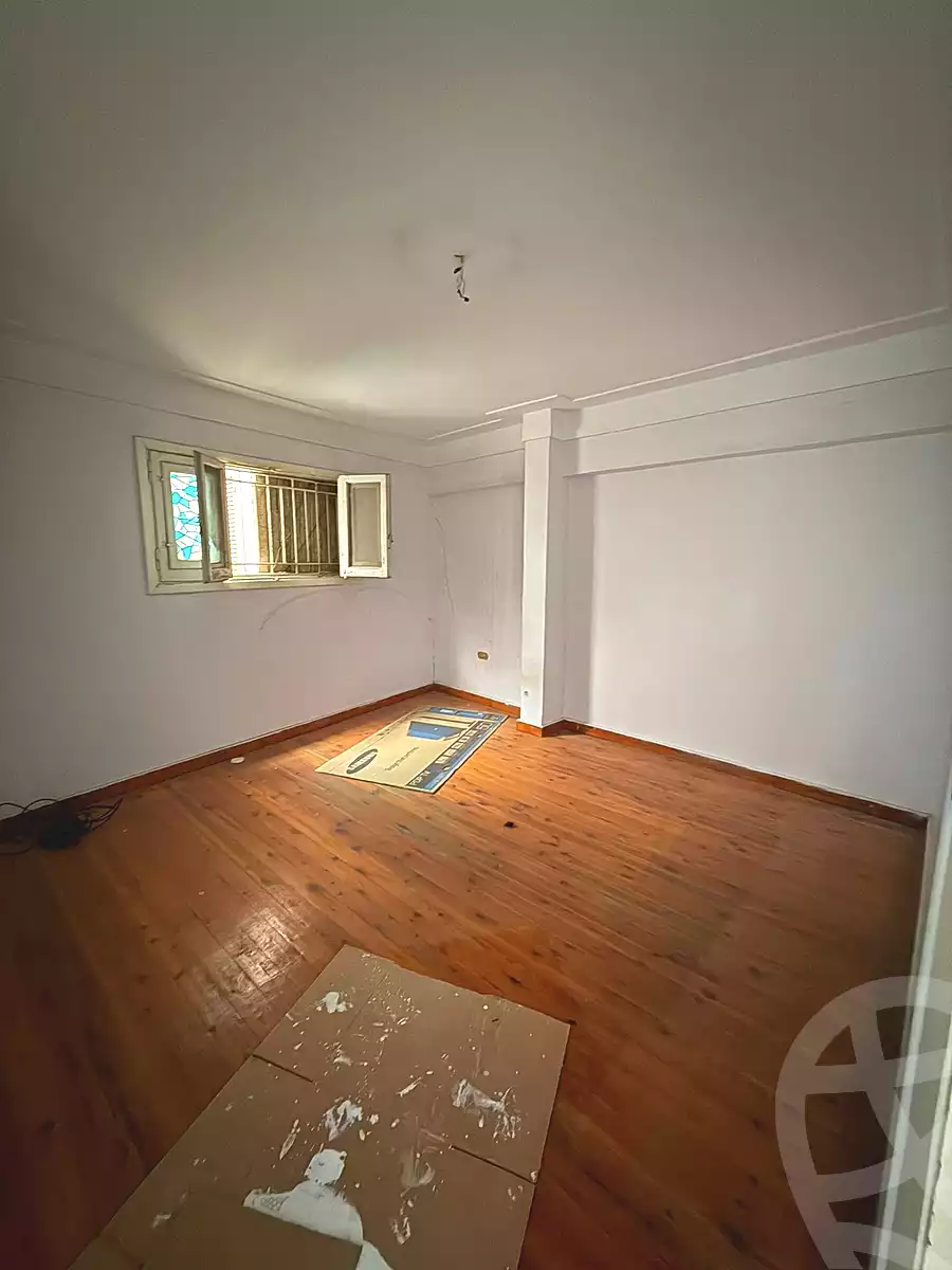 https://aqarmap.com.eg/ar/listing/6844024-for-sale-alexandria-sydy-bshr-sydy-bshr-bhry