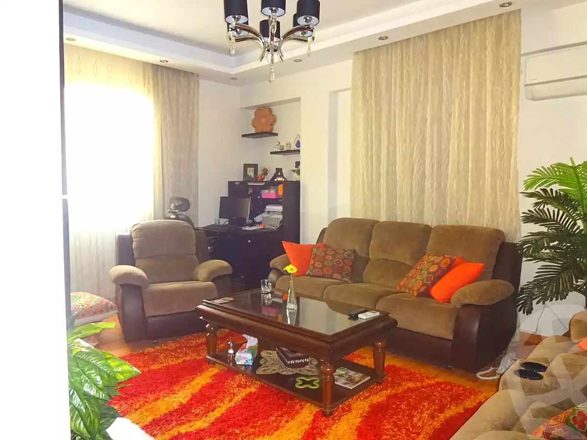 https://aqarmap.com.eg/en/listing/6844055-for-sale-cairo-new-cairo-first-settlement-neighbourhood-10