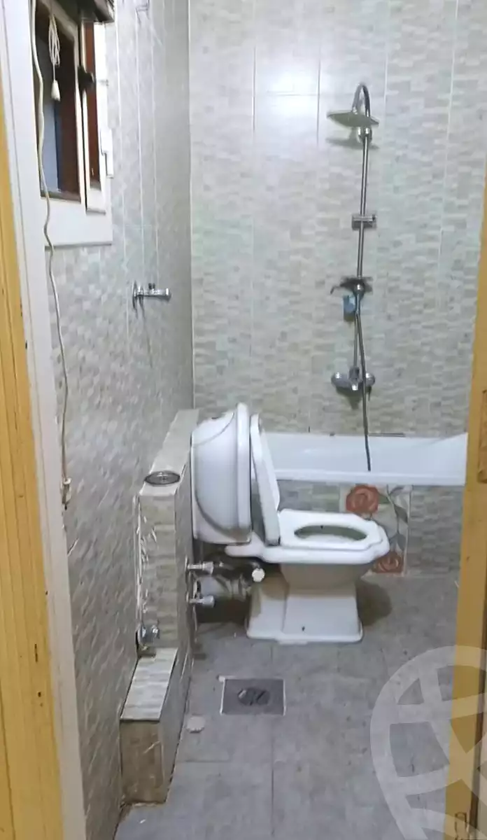 https://aqarmap.com.eg/en/listing/6844366-for-sale-cairo-ain-shams-6-october-st