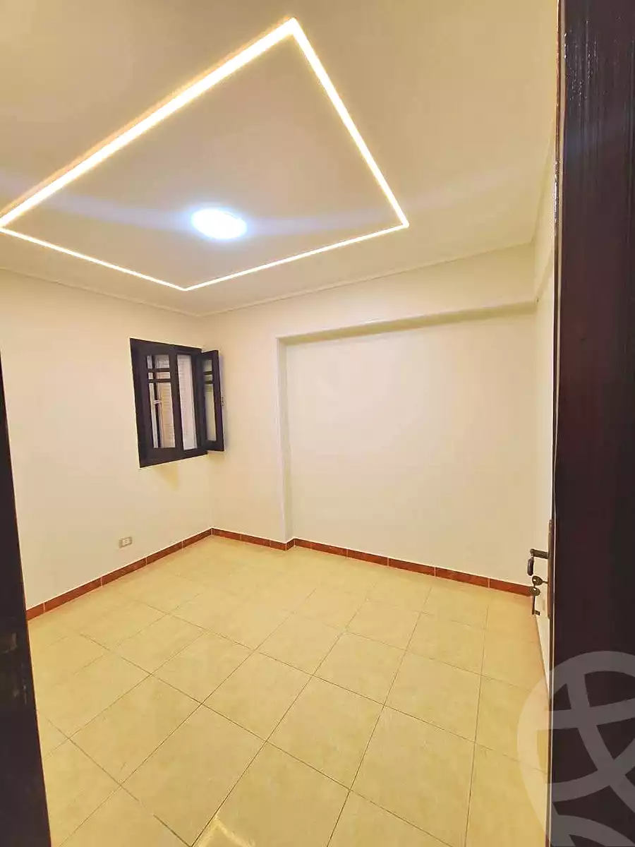 https://aqarmap.com.eg/ar/listing/6844444-for-sale-alexandria-sydy-bshr-sydy-bshr-bhry-shr-mhmwd-l-yswy