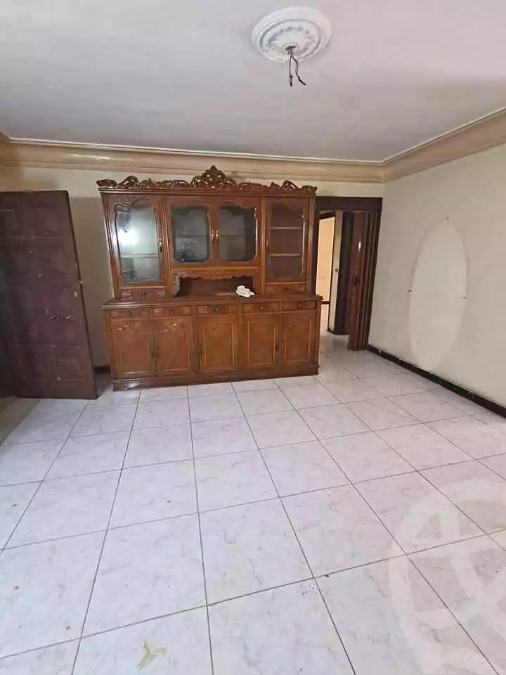 https://aqarmap.com.eg/ar/listing/6844542-for-sale-alexandria-sydy-bshr-sydy-bshr-bhry-shr-mhmwd-l-yswy