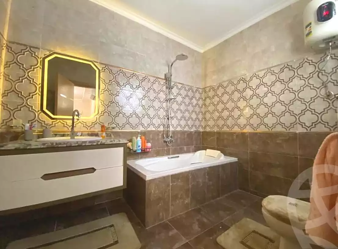 https://aqarmap.com.eg/ar/listing/6844679-for-sale-alexandria-al-agamy-lbytsh-bianchiii