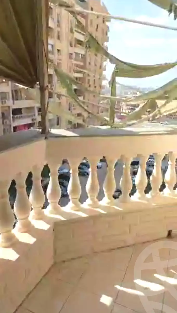 https://aqarmap.com.eg/ar/listing/6845517-for-rent-cairo-downtown-tl-t-hrb