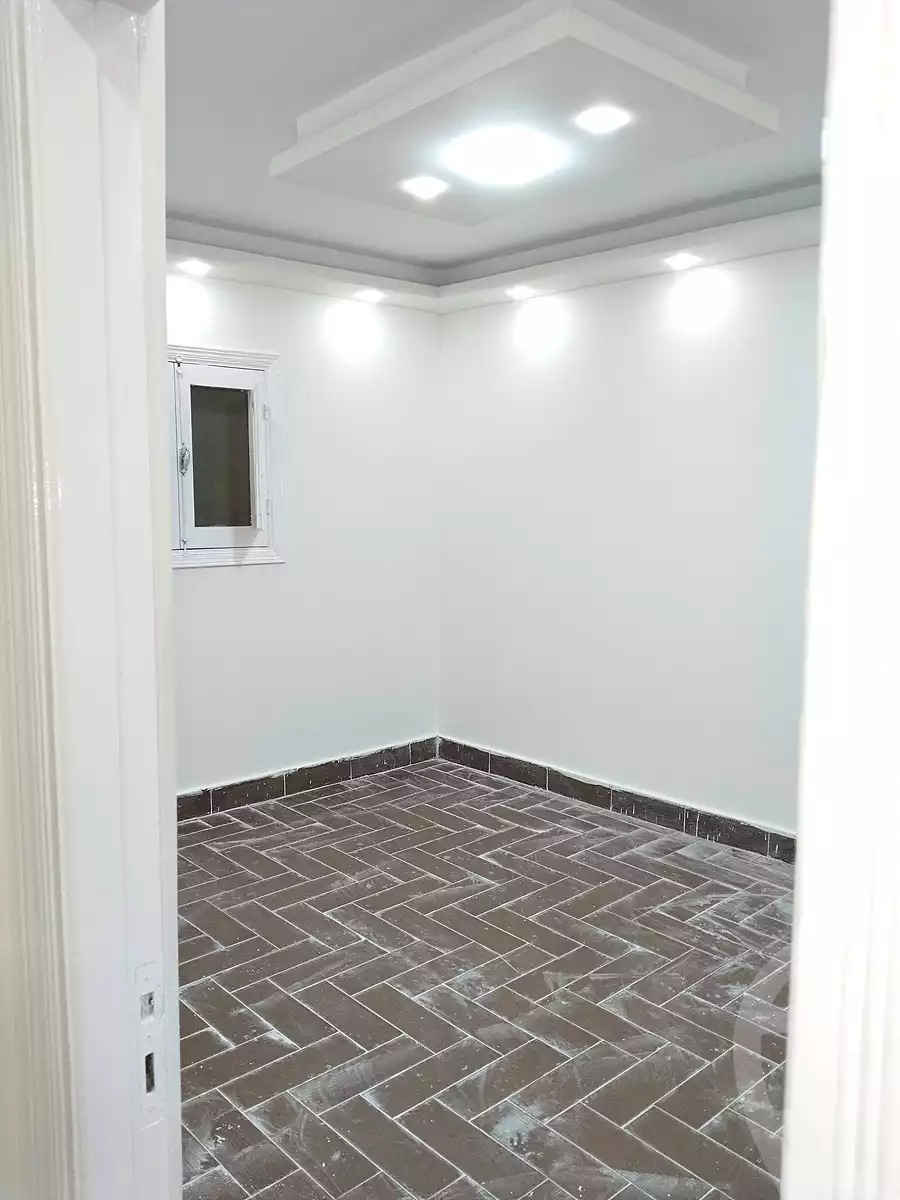 https://aqarmap.com.eg/ar/listing/6845754-for-sale-alexandria-al-agamy-el-hanouvel-al-haded-we-al-soulb-st