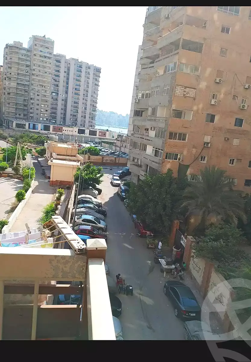 https://aqarmap.com.eg/en/listing/6845786-for-sale-alexandria-el-asafra-l-sfr-bhry