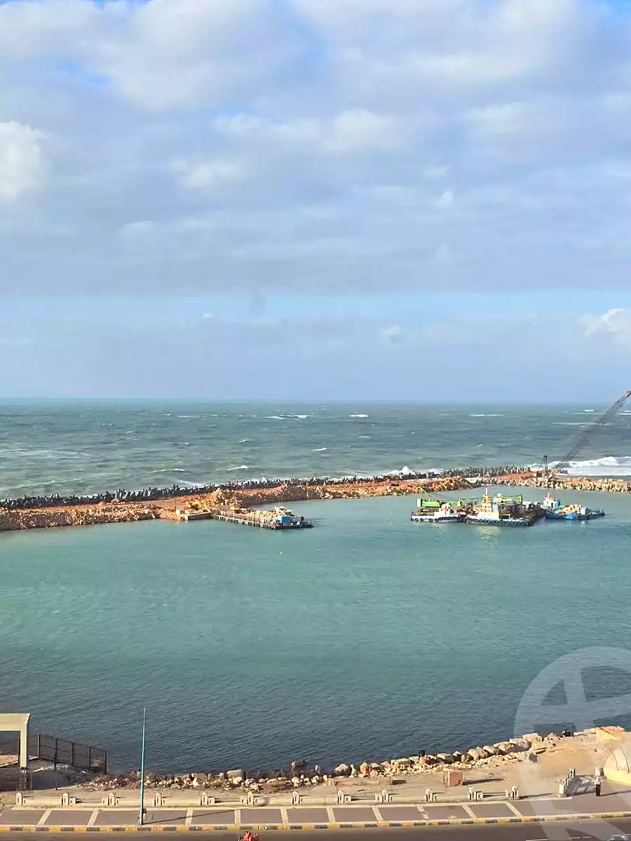 https://aqarmap.com.eg/ar/listing/6845832-for-sale-alexandria-sydy-bshr-sydy-bshr-bhry