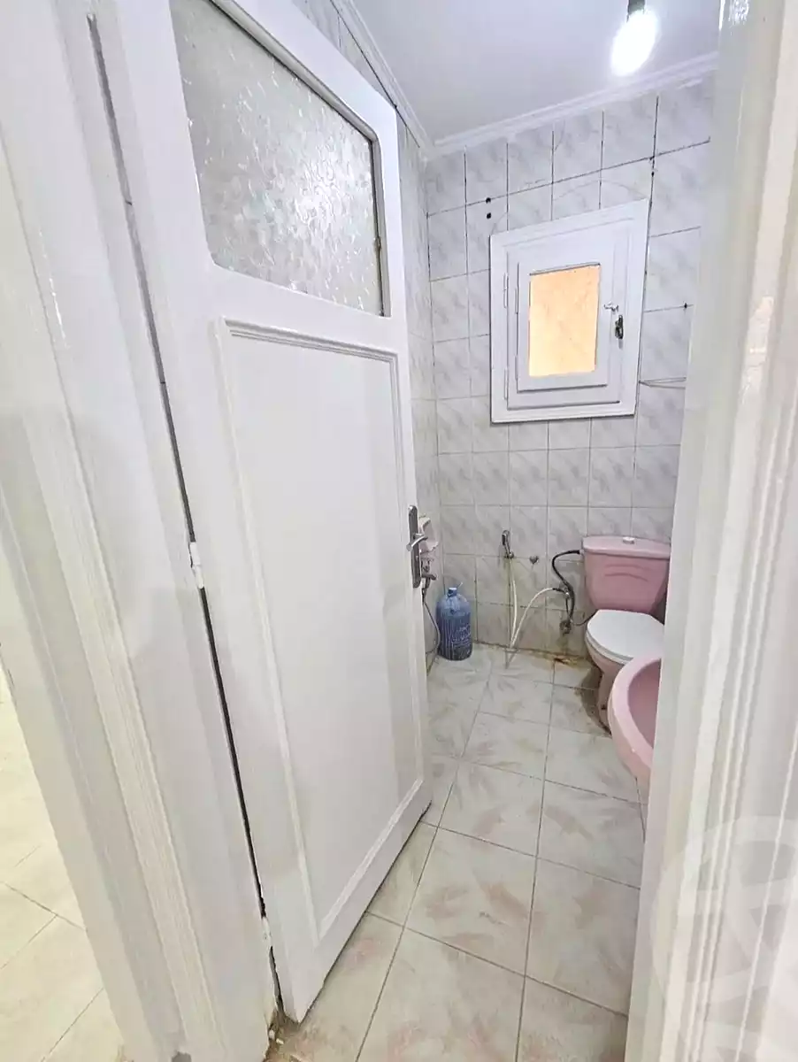 https://aqarmap.com.eg/ar/listing/6846530-for-sale-alexandria-sydy-bshr-sydy-bshr-bhry-amr-el-nogomy-st