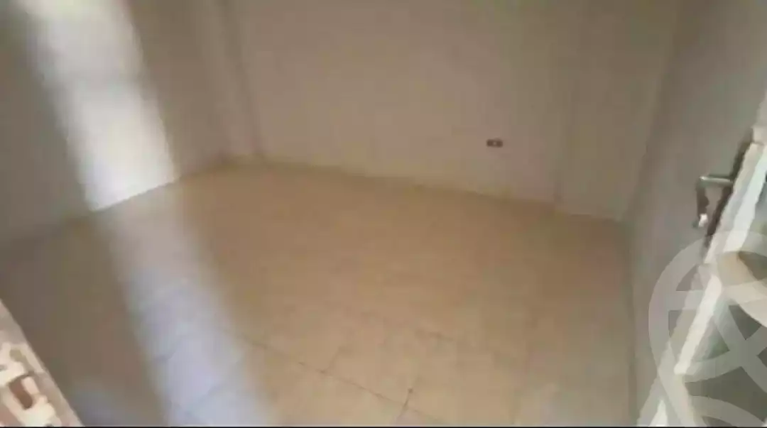 https://aqarmap.com.eg/ar/listing/6846602-for-sale-alexandria-sydy-bshr-sydy-bshr-bhry-ali-hipa-st