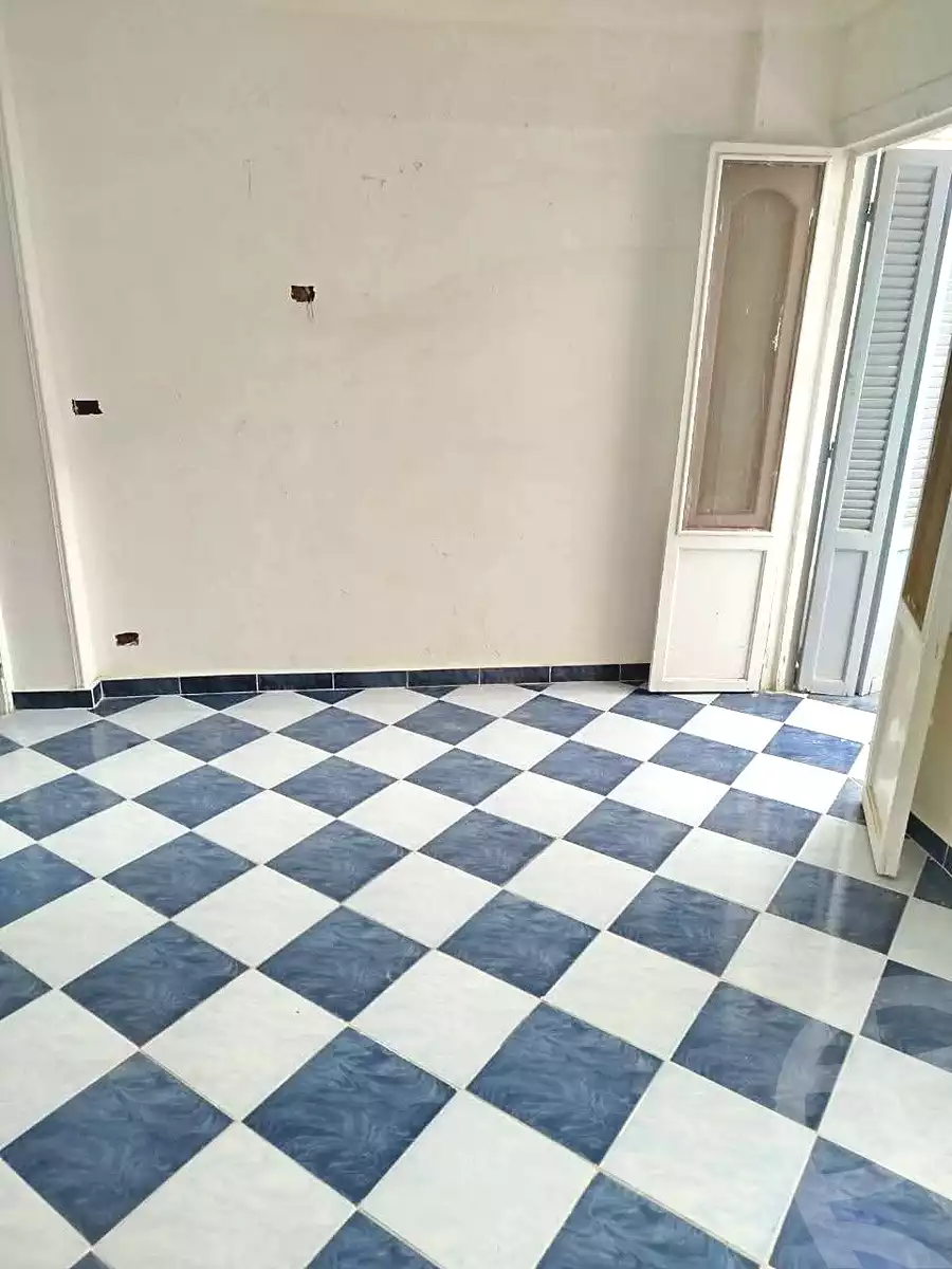 https://aqarmap.com.eg/en/listing/6846693-for-sale-alexandria-al-agamy-el-hanouvel