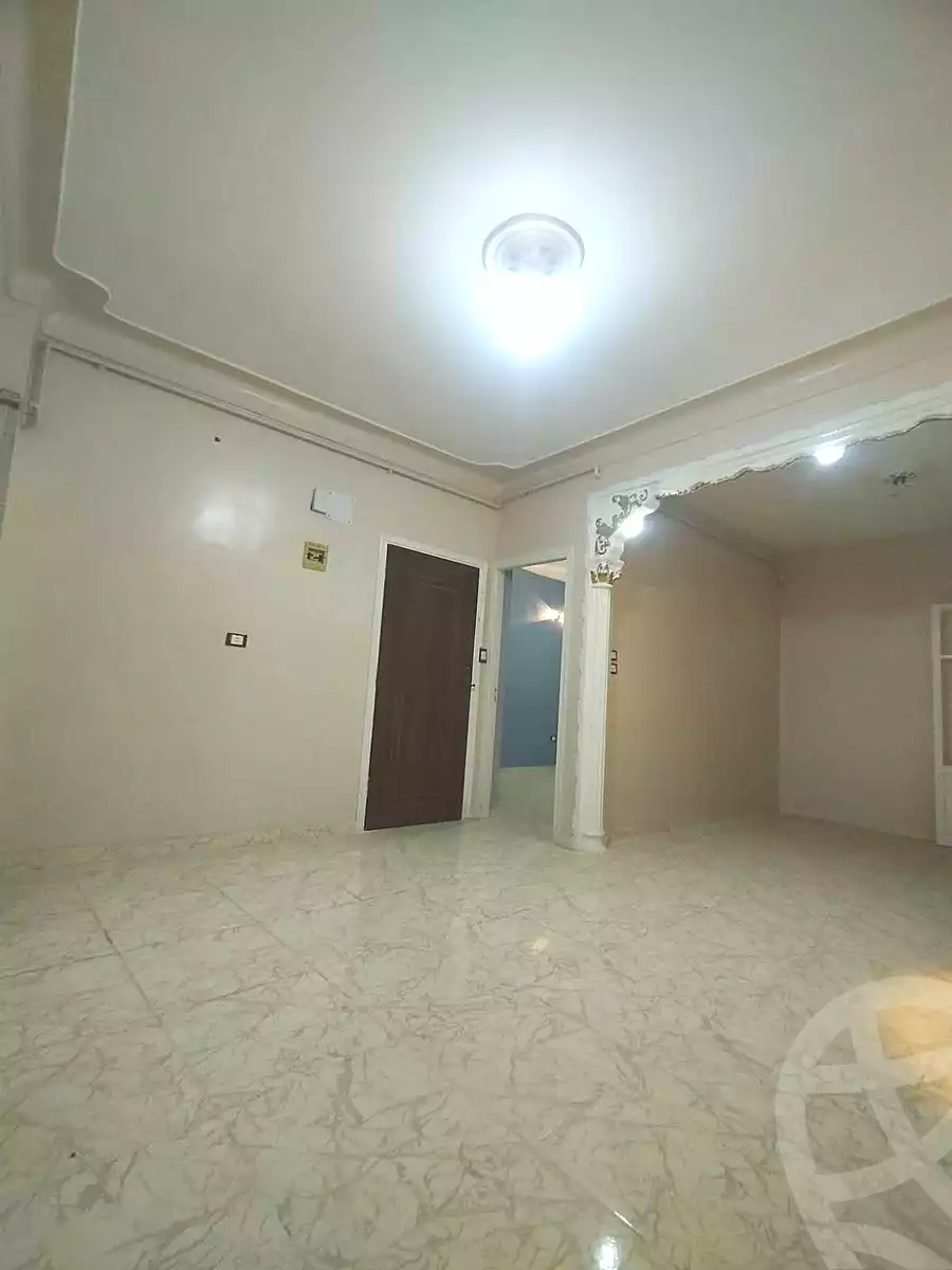 https://aqarmap.com.eg/ar/listing/6846913-for-sale-alexandria-alhadara-new-el-hadra