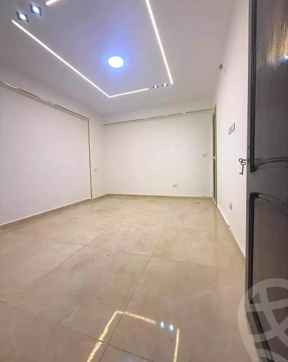 https://aqarmap.com.eg/ar/listing/6847316-for-sale-alexandria-sydy-bshr-sydy-bshr-bhry