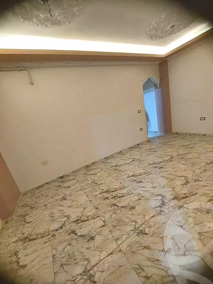 https://aqarmap.com.eg/ar/listing/6847322-for-rent-alexandria-lsywf-al-saaeh-sq