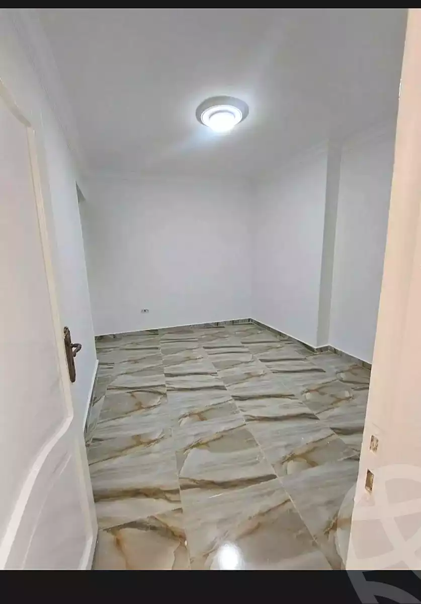 https://aqarmap.com.eg/en/listing/6847347-for-sale-alexandria-el-asafra-l-sfr-bhry