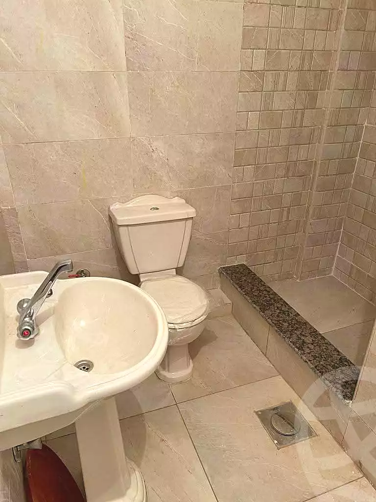 https://aqarmap.com.eg/en/listing/6847419-for-rent-cairo-shoubra-jzyr-bdrn-al-masara-st