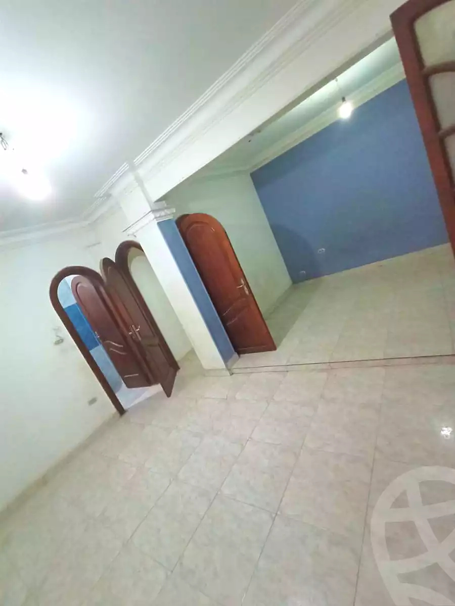 https://aqarmap.com.eg/ar/listing/6847556-for-sale-cairo-helwan-helwan-el-sharkeya-thabit-basha-st