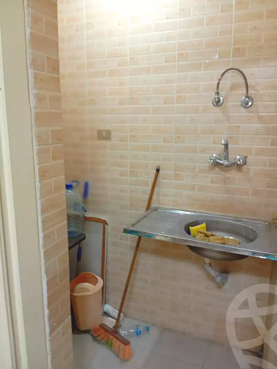 https://aqarmap.com.eg/ar/listing/6847909-for-sale-cairo-6th-of-october-el-ahyaa-neighborhood-1st-al-maahad