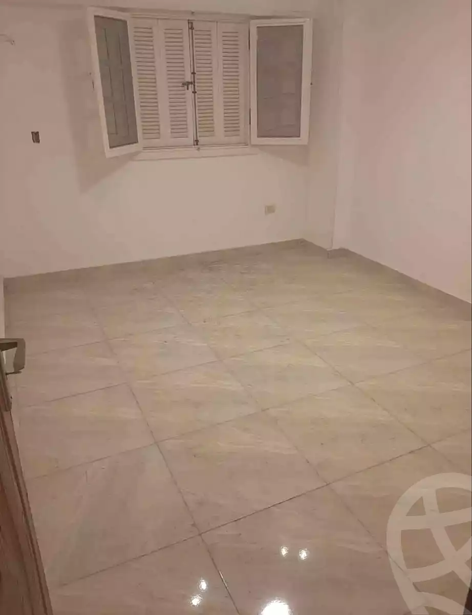 https://aqarmap.com.eg/en/listing/6848319-for-sale-alexandria-alhadara-al-mofatesh-st