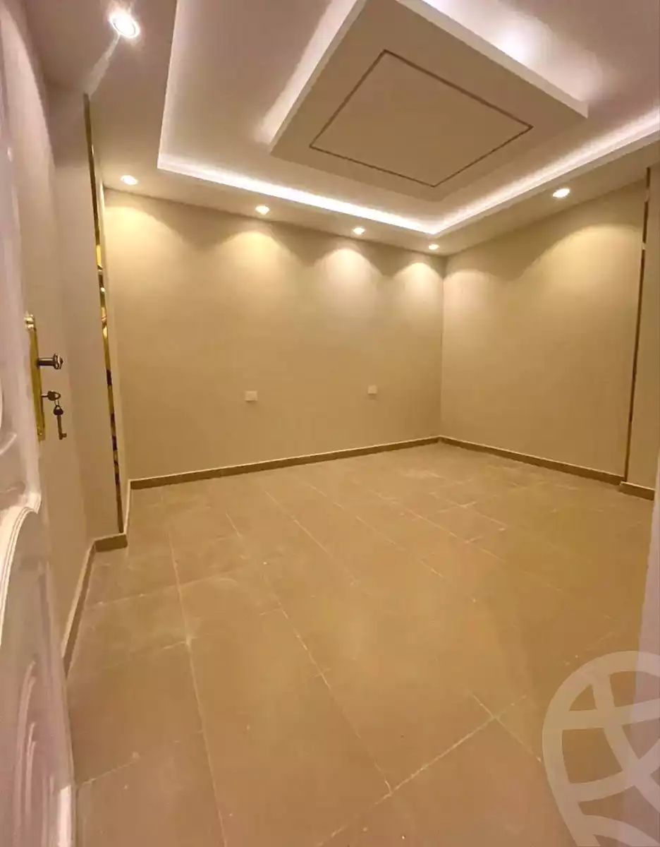 https://aqarmap.com.eg/ar/listing/6848338-for-sale-alexandria-al-agamy-lbytsh-shahr-al-assal-st