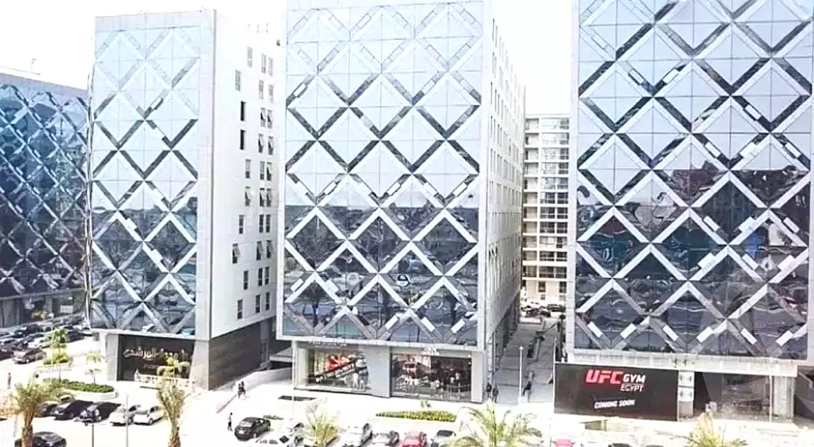 https://aqarmap.com.eg/ar/listing/6846285-for-sale-cairo-new-cairo-compounds-kattameya-dunes