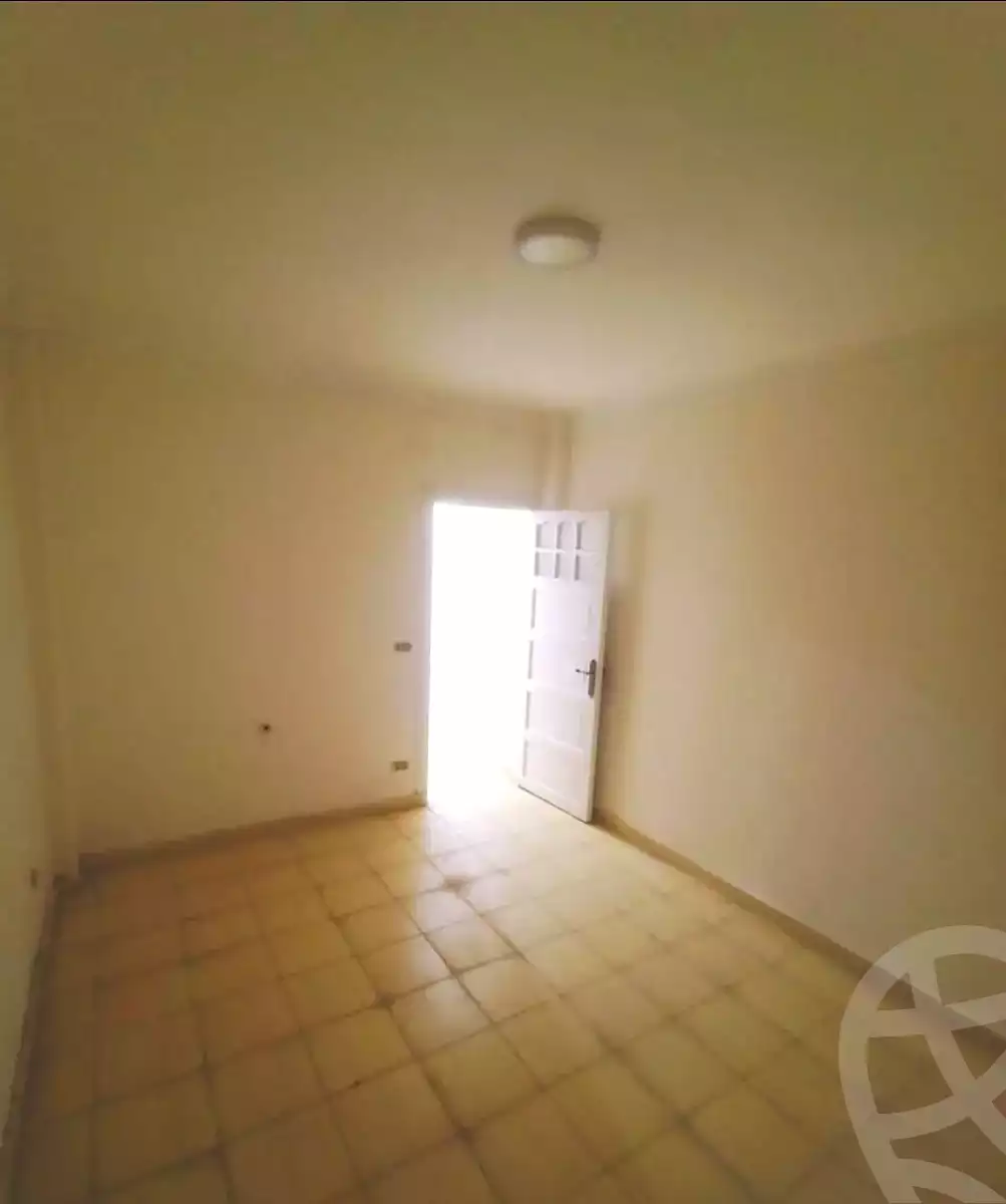 https://aqarmap.com.eg/ar/listing/6848432-for-sale-alexandria-lsywf-el-falki-street-16-el-eslah