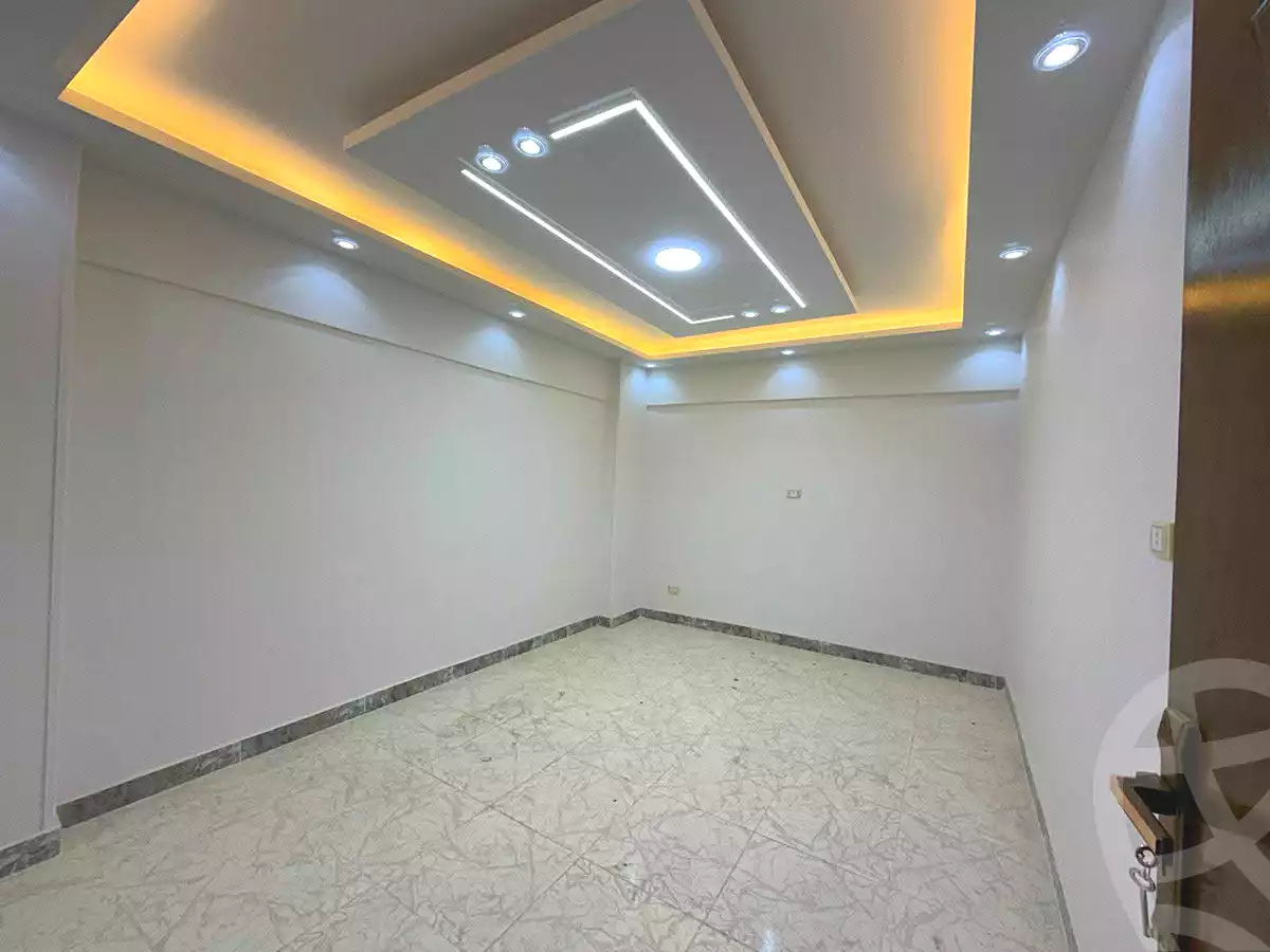 https://aqarmap.com.eg/ar/listing/6848838-for-sale-alexandria-sydy-bshr-sydy-bshr-qbly-street-30