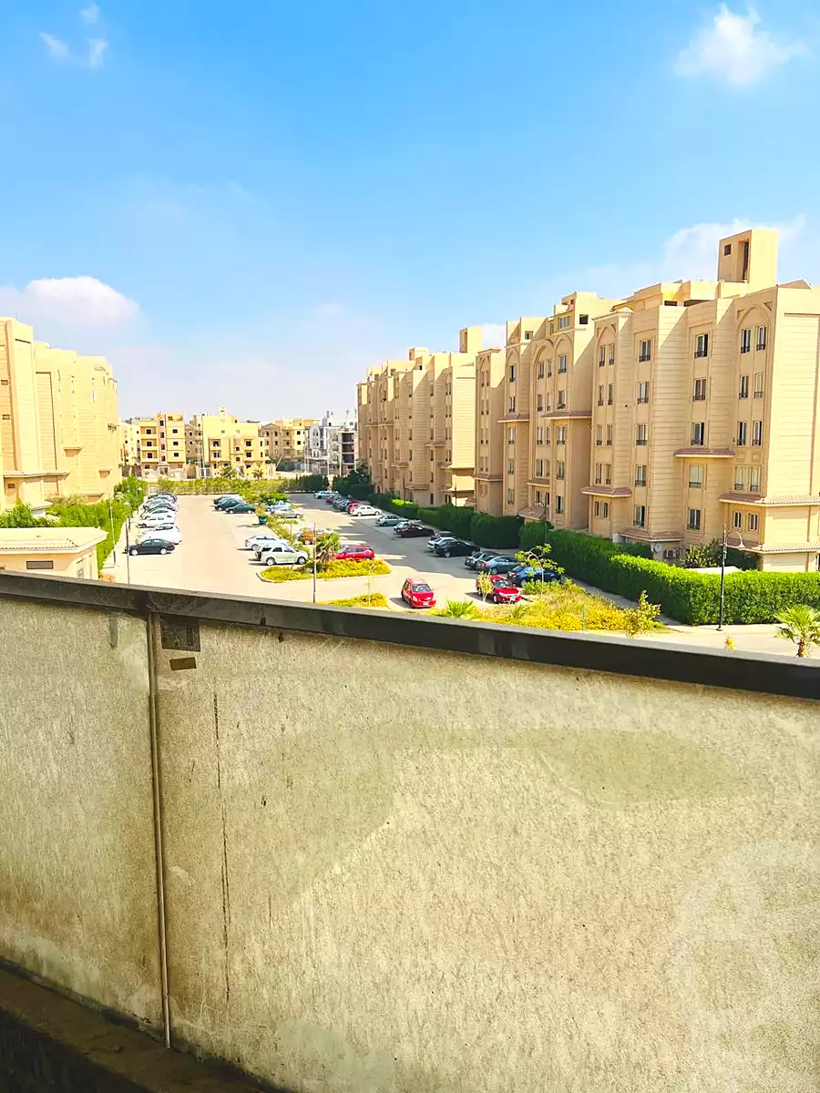 https://aqarmap.com.eg/en/listing/6849038-for-sale-cairo-6th-of-october-hadaeq-october-compounds-beta-greens-compound-beta-egypt
