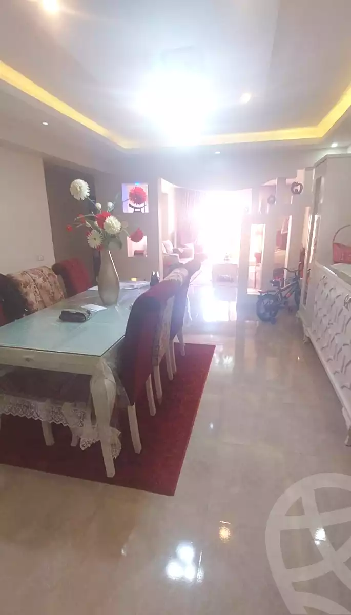 https://aqarmap.com.eg/en/listing/6849052-for-sale-cairo-helwan-hadayek-helwan-nile-corniche-st