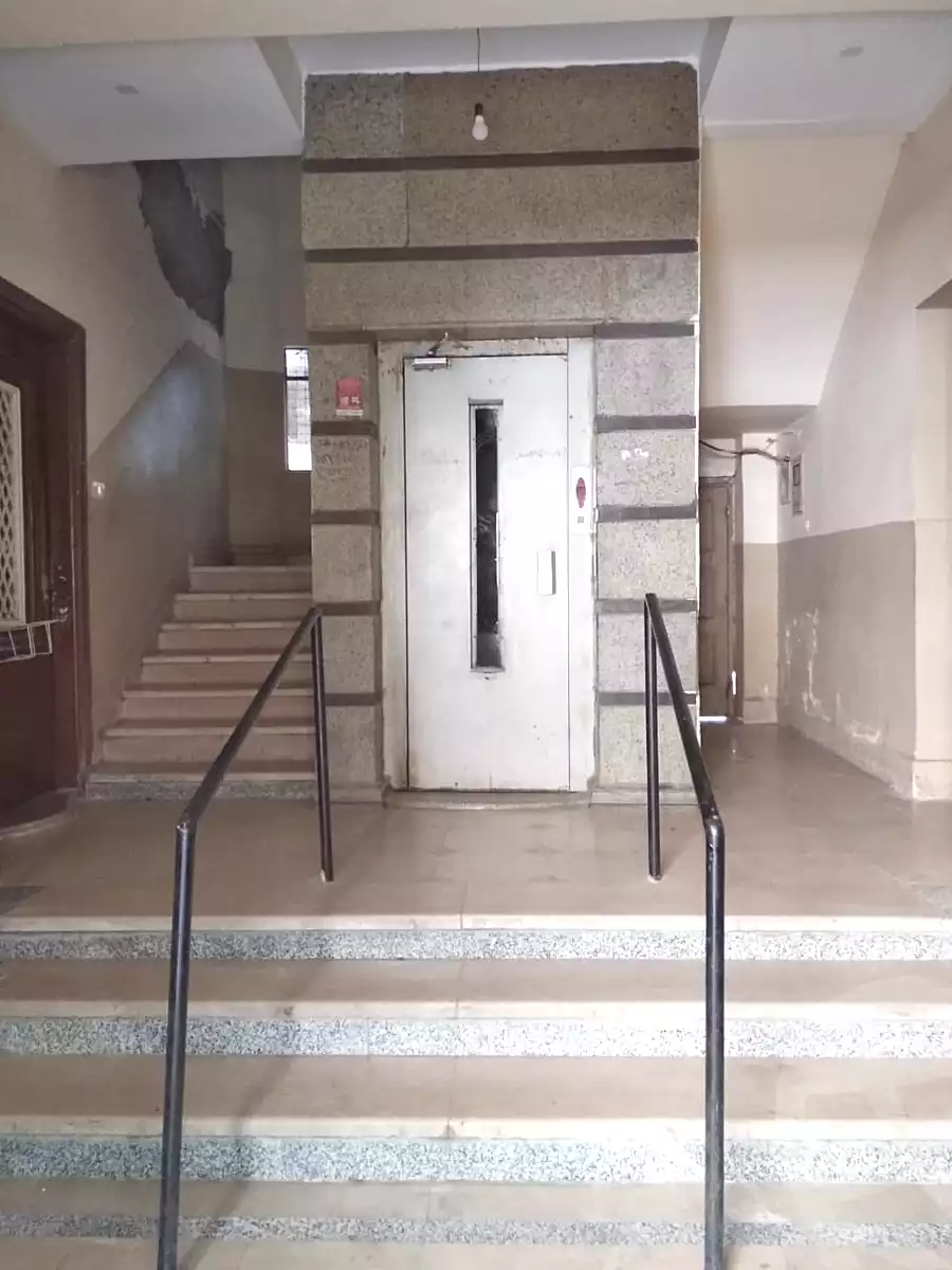https://aqarmap.com.eg/ar/listing/6849098-for-sale-cairo-manial-el-rawda-st