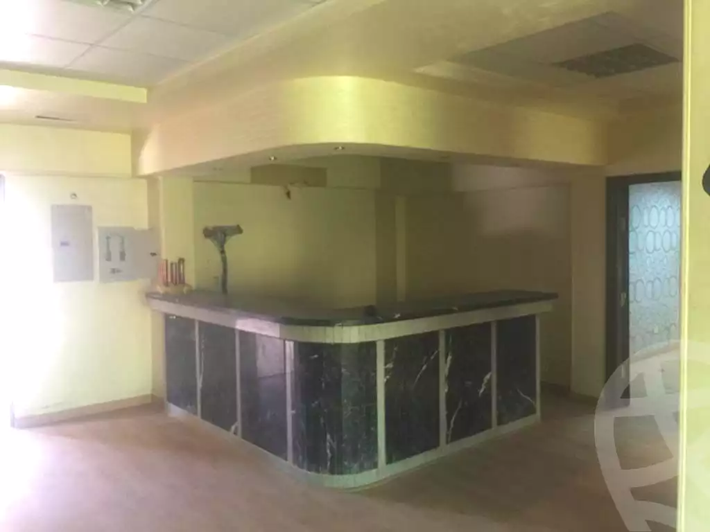 https://aqarmap.com.eg/ar/listing/6849133-for-sale-cairo-6th-of-october-el-hay-el-motamyz-el-motamayez-neighborhood-soaad-kafafi-st