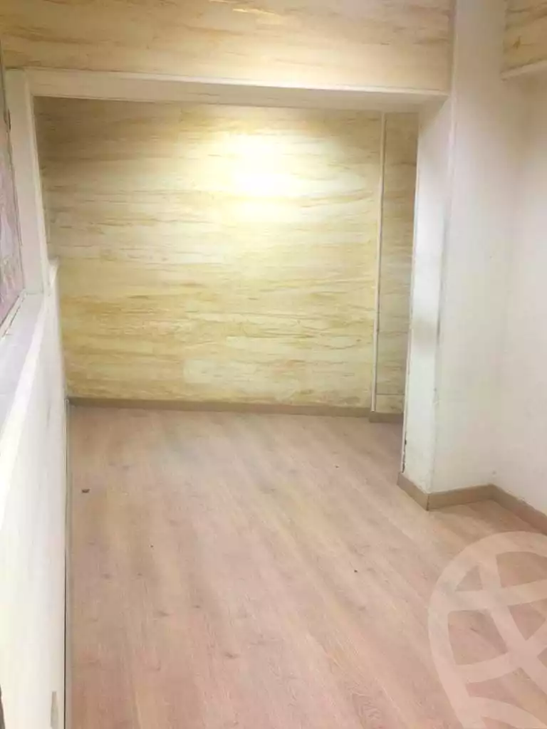 https://aqarmap.com.eg/ar/listing/6849133-for-sale-cairo-6th-of-october-el-hay-el-motamyz-el-motamayez-neighborhood-soaad-kafafi-st