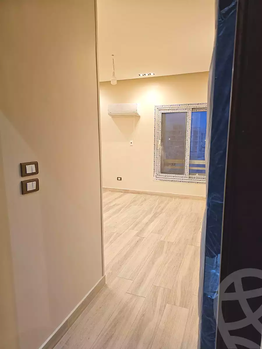 https://aqarmap.com.eg/ar/listing/6849203-for-rent-cairo-el-sheikh-zayed-city-compounds-el-khamayel