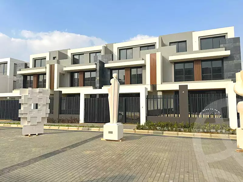 https://aqarmap.com.eg/en/listing/6849324-for-sale-cairo-new-cairo-compounds-el-patio-town-compound-la-vista