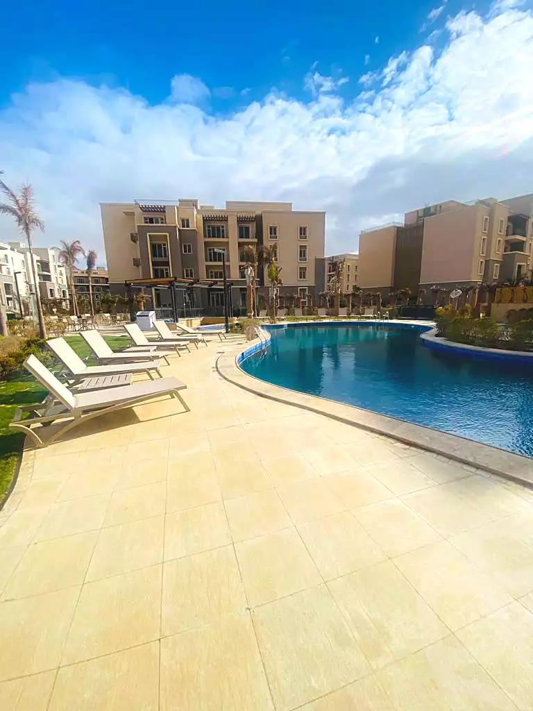https://aqarmap.com.eg/ar/listing/6849369-for-sale-cairo-6th-of-october-compounds-october-plaza