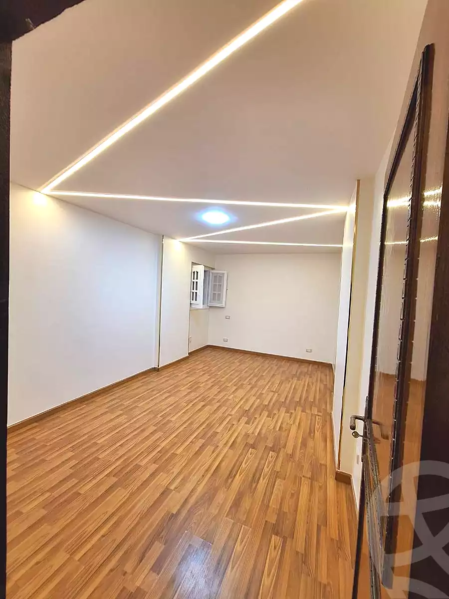 https://aqarmap.com.eg/ar/listing/6850722-for-sale-alexandria-sydy-bshr-sydy-bshr-bhry-ibrahim-el-sayed-st