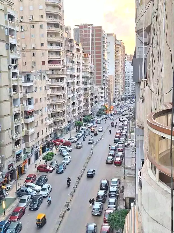 https://aqarmap.com.eg/en/listing/6850749-for-sale-alexandria-sydy-bshr-sydy-bshr-bhry-shr-mhmwd-l-yswy