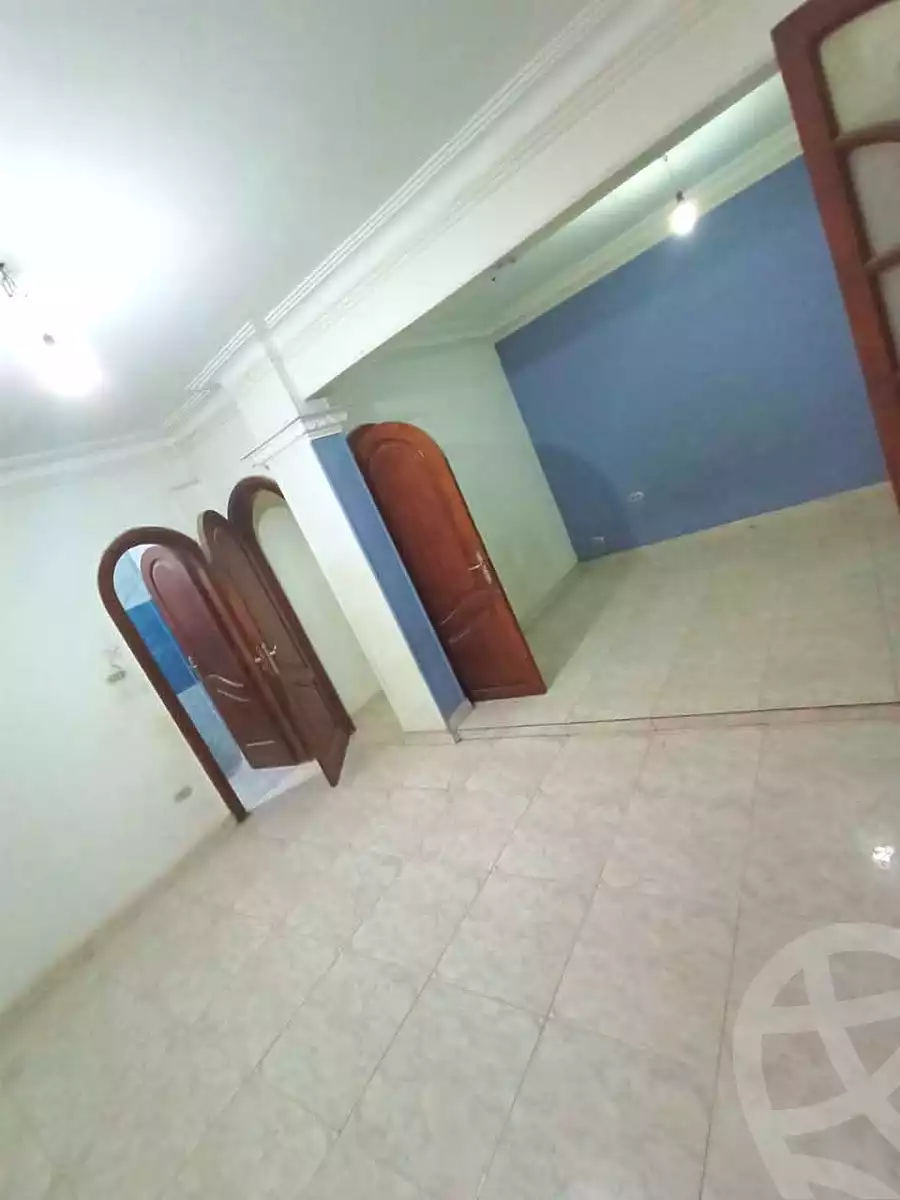 https://aqarmap.com.eg/en/listing/6850874-for-sale-cairo-helwan-helwan-el-sharkeya-thabit-basha-st