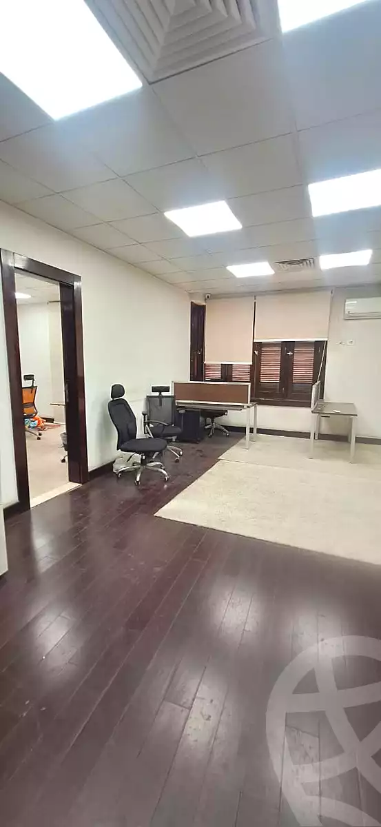 https://aqarmap.com.eg/ar/listing/6850969-for-rent-cairo-downtown-el-azbakya-mohamed-bek-el-alfy-st