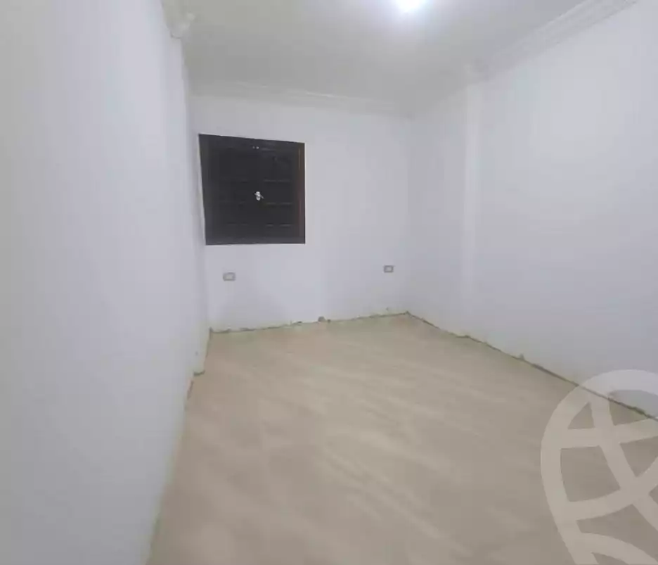 https://aqarmap.com.eg/en/listing/6851036-for-sale-alexandria-sydy-bshr-sydy-bshr-bhry-shr-khld-bn-lwlyd