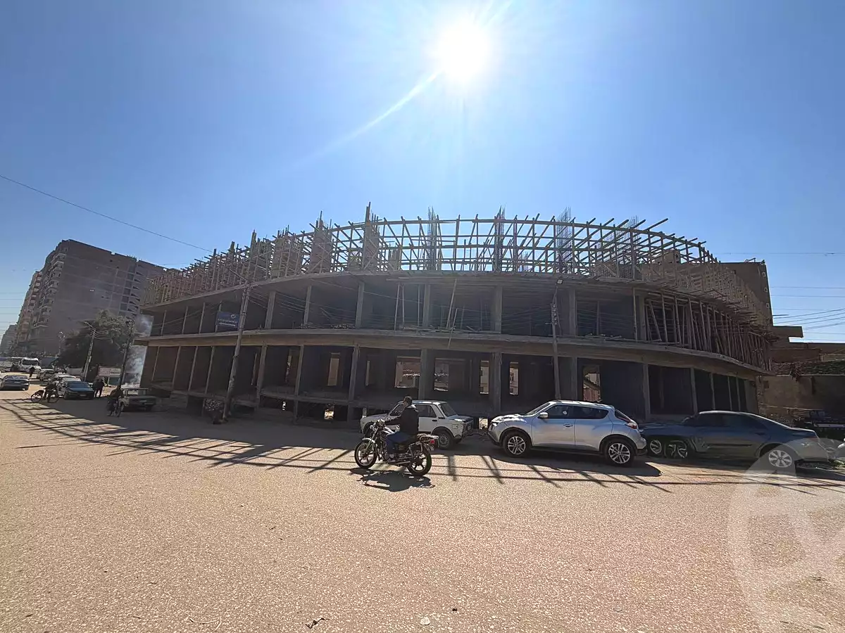 https://aqarmap.com.eg/en/listing/6851159-for-sale-asyut-asyut-city-el-shader-st
