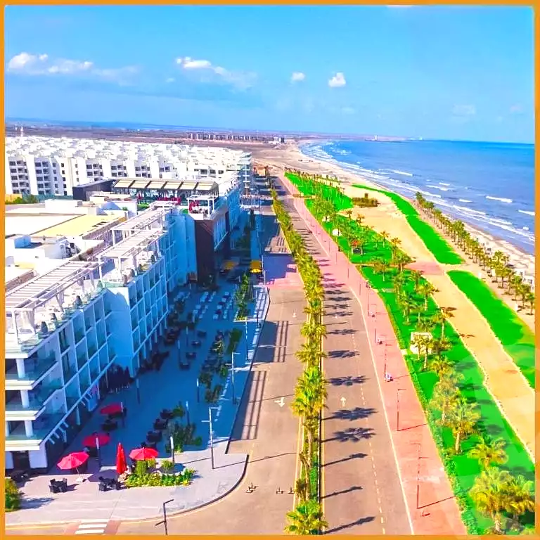 https://aqarmap.com.eg/en/listing/6851304-for-sale-port-said-kmbwnd-fy-bwr-s-yd-porto-said-compound-amer-group