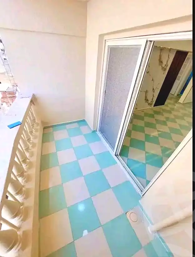 https://aqarmap.com.eg/ar/listing/6851340-for-sale-alexandria-sydy-bshr-sydy-bshr-bhry-shr-mhmwd-l-yswy