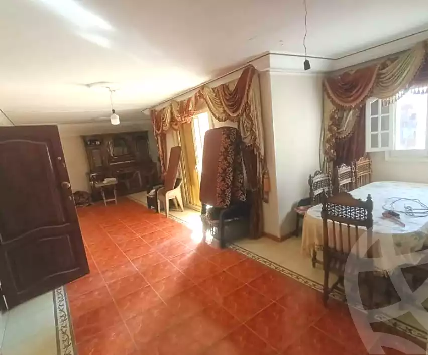 https://aqarmap.com.eg/ar/listing/6851408-for-sale-alexandria-sydy-bshr-sydy-bshr-bhry-khalil-hamada-st