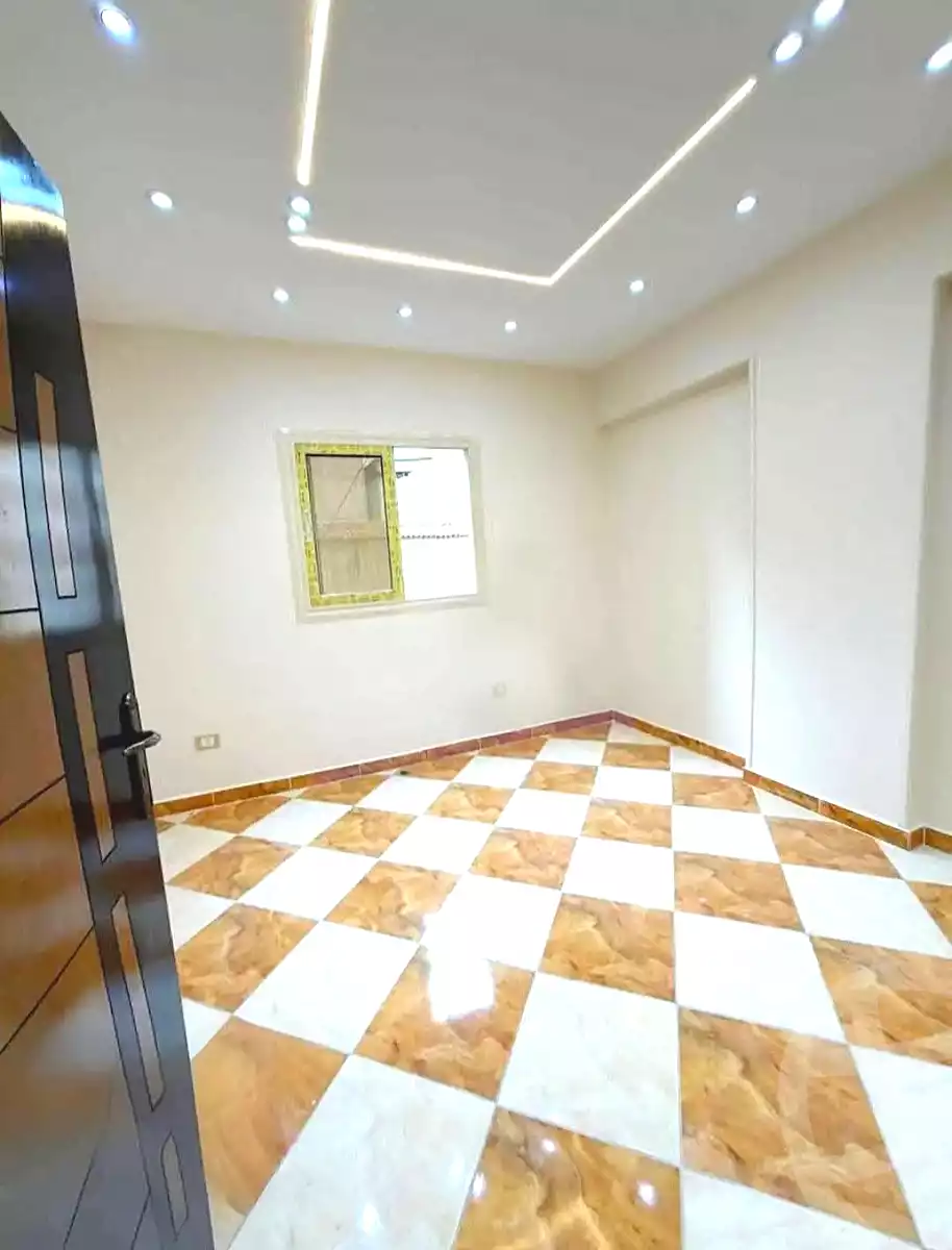 https://aqarmap.com.eg/ar/listing/6851628-for-sale-alexandria-al-agamy-lbytsh