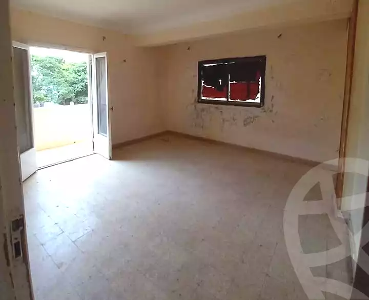 https://aqarmap.com.eg/ar/listing/6851773-for-sale-alexandria-al-agamy-lbytsh-qased-kareem-st