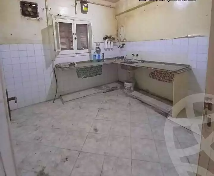 https://aqarmap.com.eg/ar/listing/6851773-for-sale-alexandria-al-agamy-lbytsh-qased-kareem-st