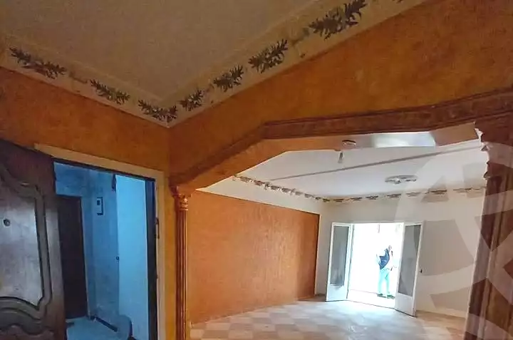 https://aqarmap.com.eg/ar/listing/6851773-for-sale-alexandria-al-agamy-lbytsh-qased-kareem-st