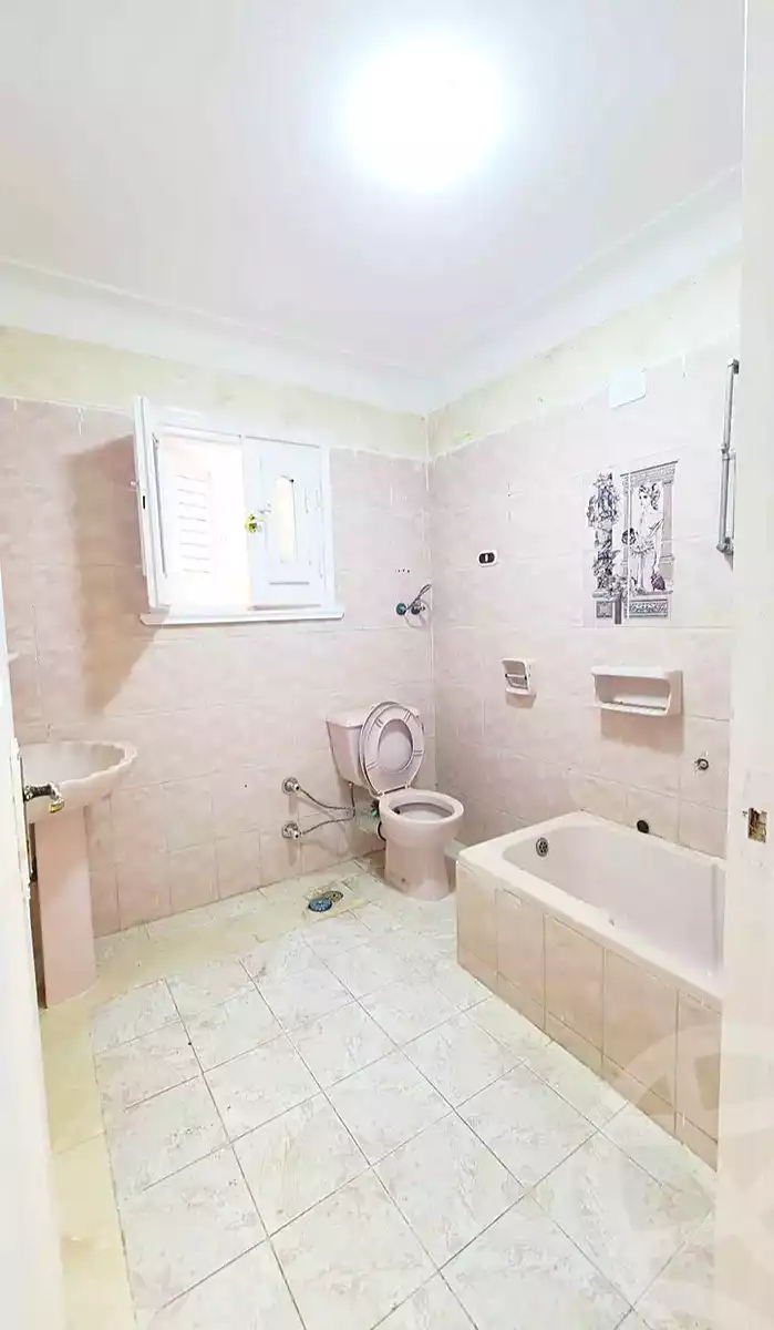 https://aqarmap.com.eg/ar/listing/6851816-for-sale-alexandria-al-agamy-shataa-el-nakheel